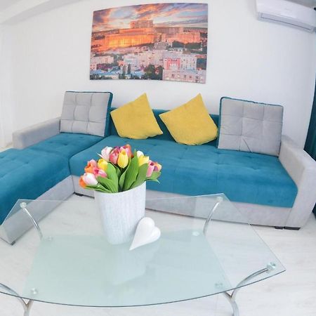 Spacious And Modern Apartment Close To Old City บูคาเรสต์ ภายนอก รูปภาพ