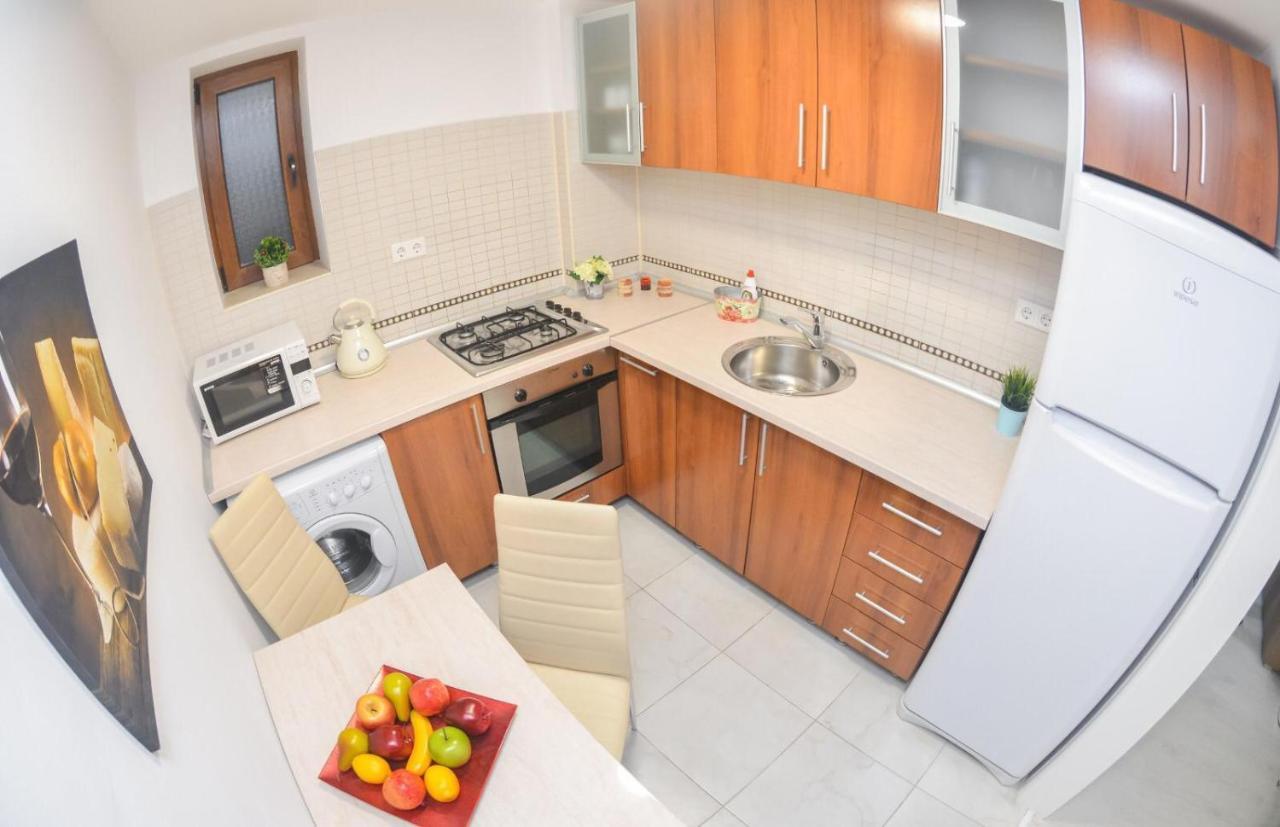 Spacious And Modern Apartment Close To Old City บูคาเรสต์ ภายนอก รูปภาพ