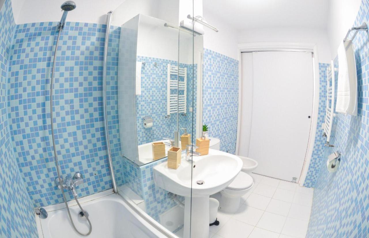 Spacious And Modern Apartment Close To Old City บูคาเรสต์ ภายนอก รูปภาพ