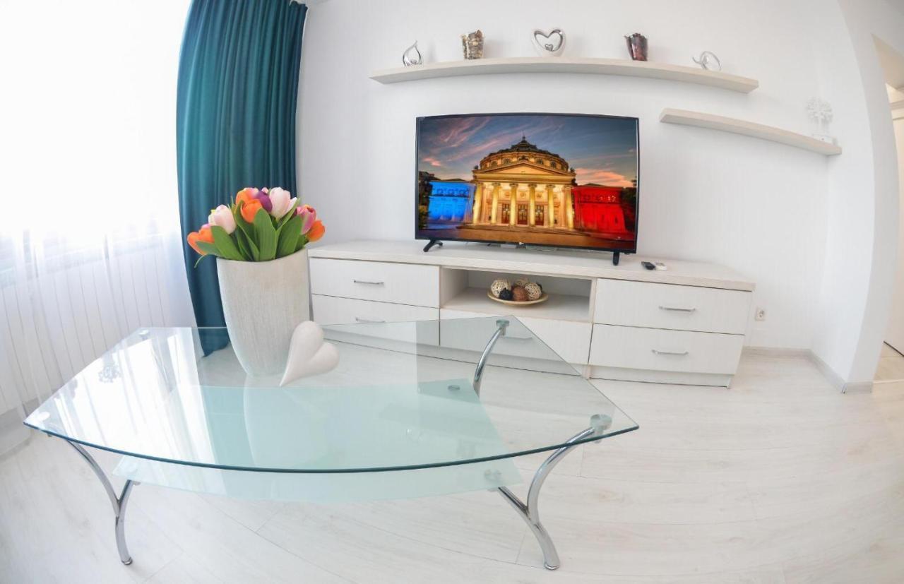 Spacious And Modern Apartment Close To Old City บูคาเรสต์ ภายนอก รูปภาพ